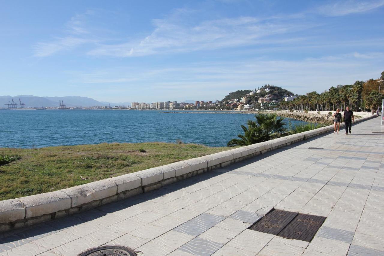 Apartamento Frente Al Mar Málaga Exteriör bild