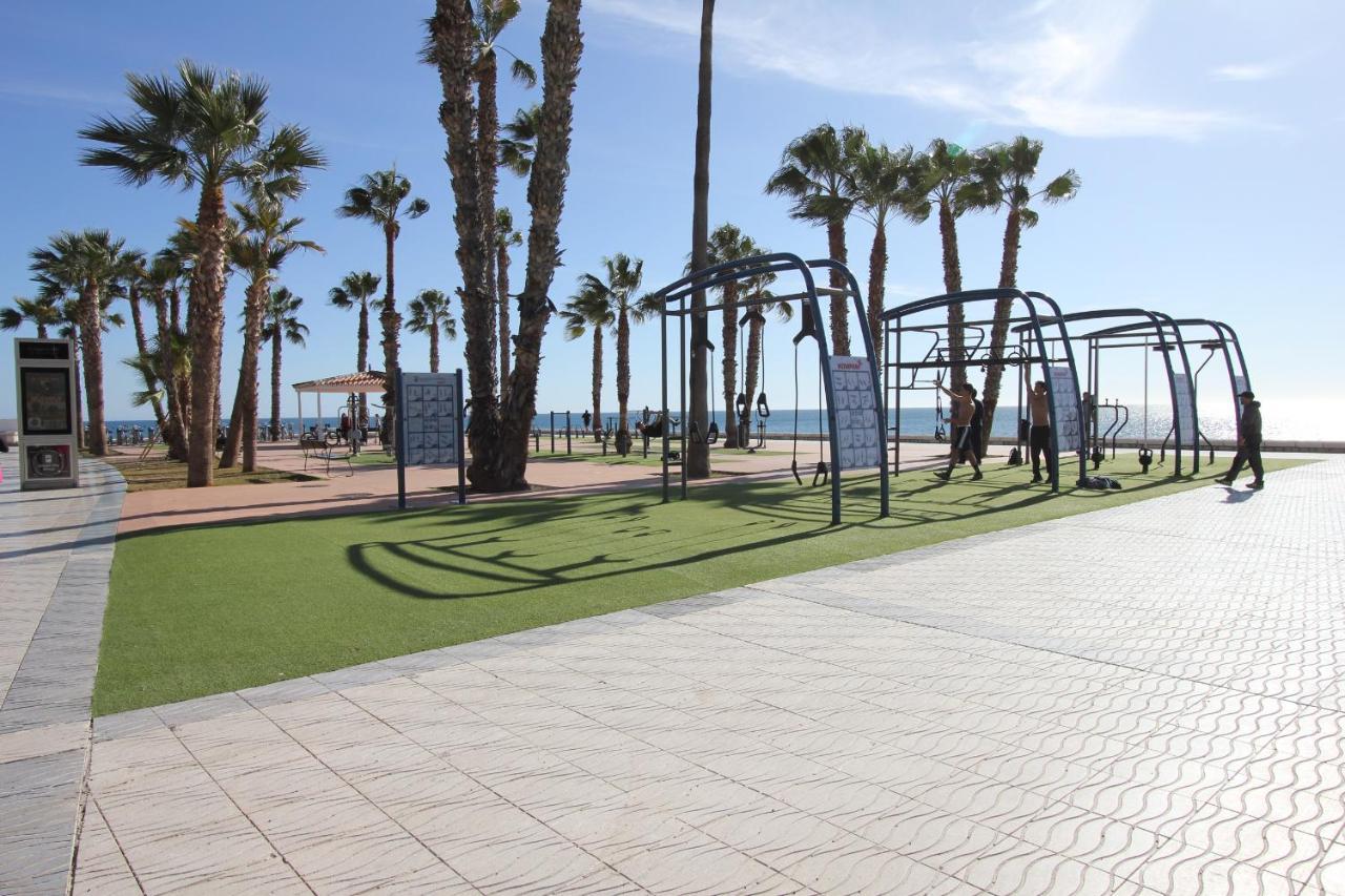 Apartamento Frente Al Mar Málaga Exteriör bild